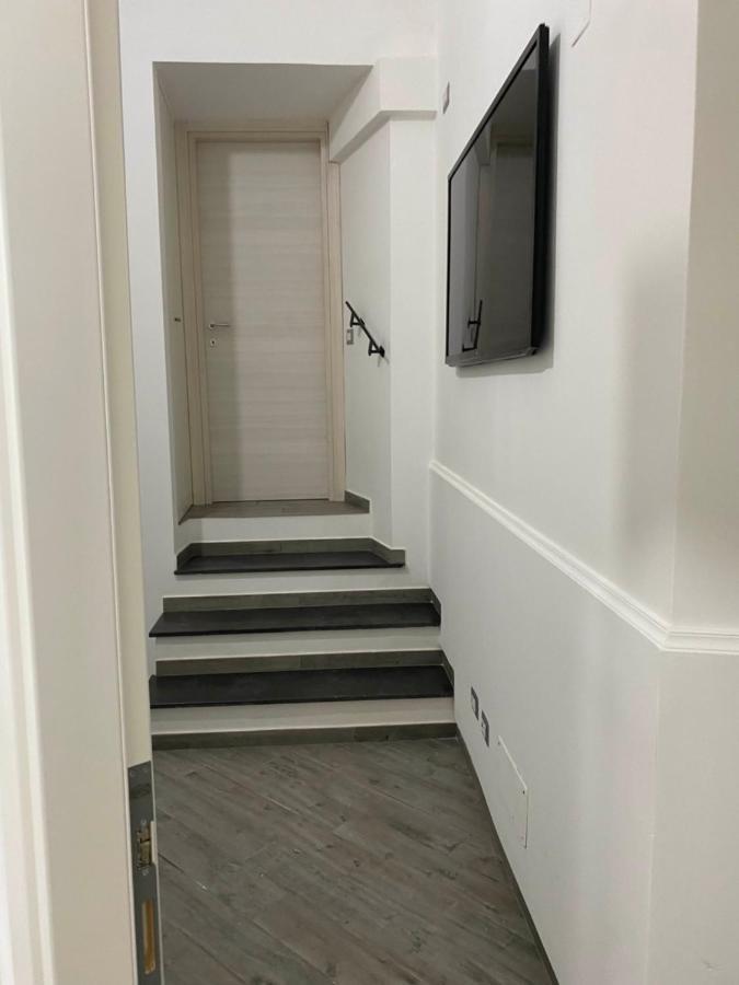 נאפולי Suites Caracciolo מראה חיצוני תמונה