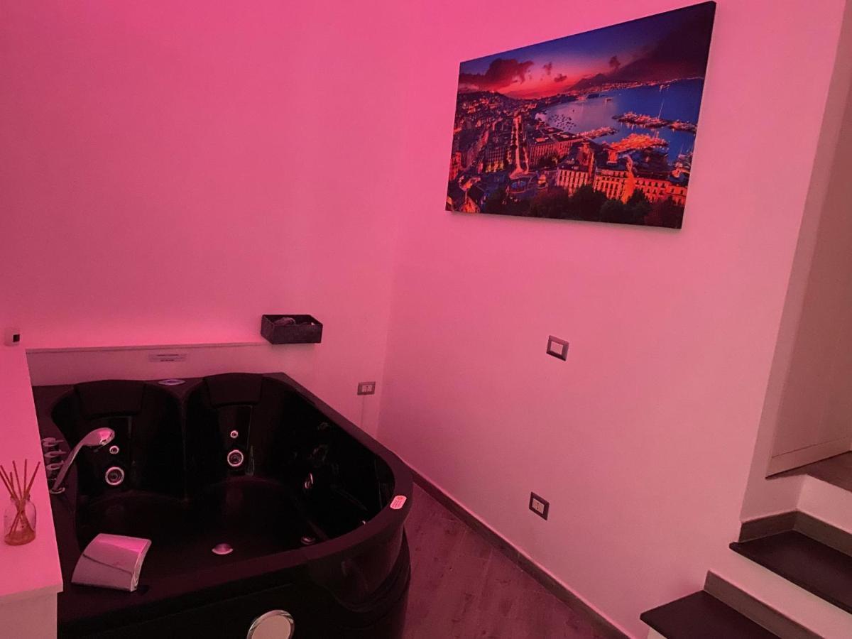 נאפולי Suites Caracciolo מראה חיצוני תמונה